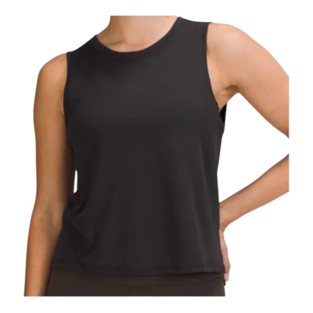 Lululemon Train to Be Tank Ventilated Top Black, Size 4, Like New